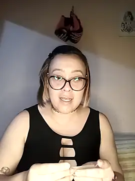 Snapshot of lua-bfly chatting on 26, 5, 2026 lua-bfly online show from 26, 5, 2026