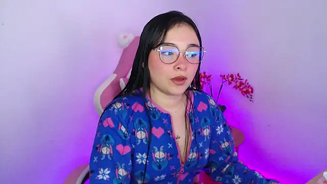 Snapshot of Nahia_Brm chatting on 24, 7, 2026 Nahia Brm online show from 24, 7, 2026