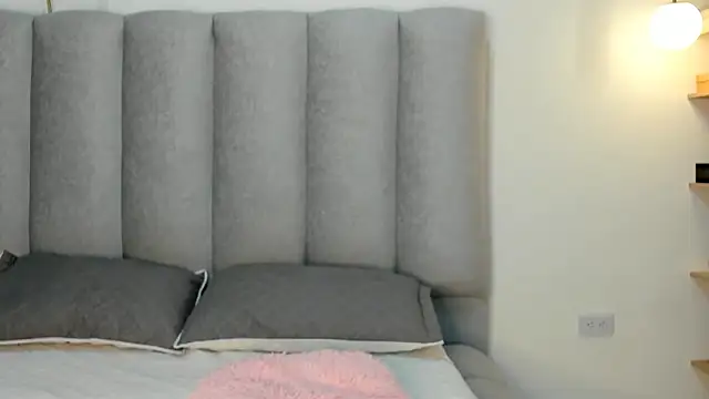 Valentina lux1 online show from 23, 5, 2026