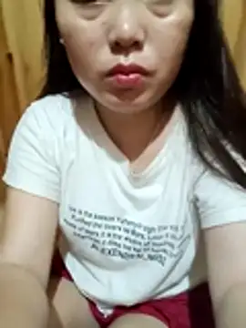 Snapshot of Abi-ni chatting on 5, 7, 2026 Abi-ni online show from 5, 7, 2026