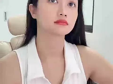 Snapshot of AmyLinee_1 chatting on 4, 6, 2026 AmyLinee 1 online show from 4, 6, 2026