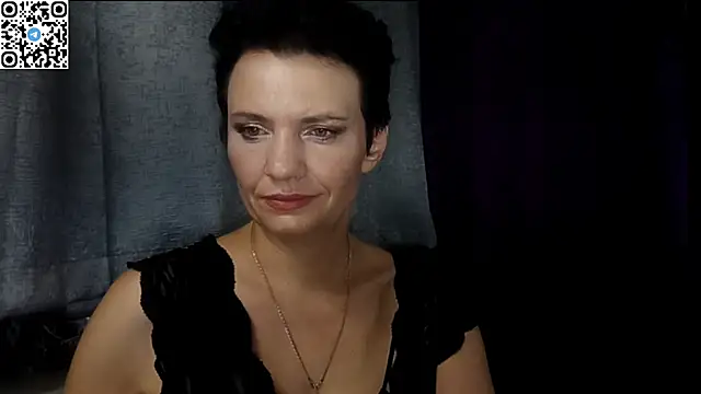 Snapshot of HotMamaQueen234 chatting on 25, 6, 2026 HotMamaQueen234 online show from 25, 6, 2026