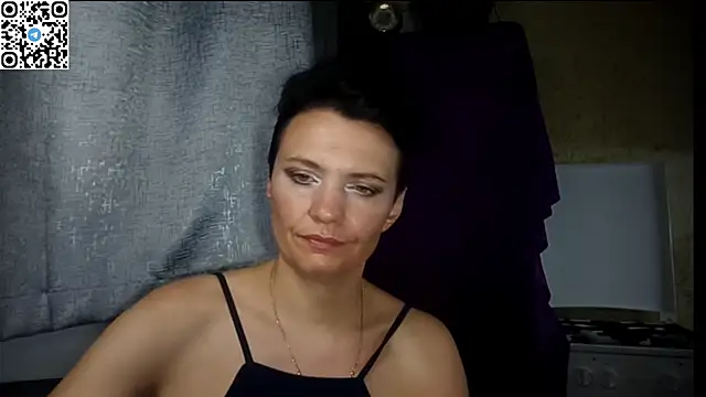 Snapshot of HotMamaQueen234 chatting on 2, 7, 2026 HotMamaQueen234 online show from 2, 7, 2026