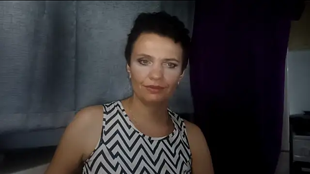Snapshot of HotMamaQueen234 chatting on 4, 8, 2026 HotMamaQueen234 online show from 4, 8, 2026