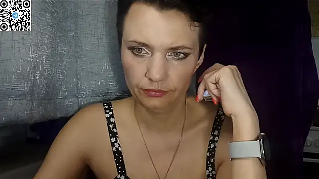 Snapshot of HotMamaQueen234 chatting on 20, 5, 2026 HotMamaQueen234 online show from 20, 5, 2026
