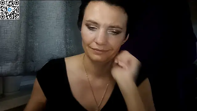 Snapshot of HotMamaQueen234 chatting on 13, 6, 2026 HotMamaQueen234 online show from 13, 6, 2026