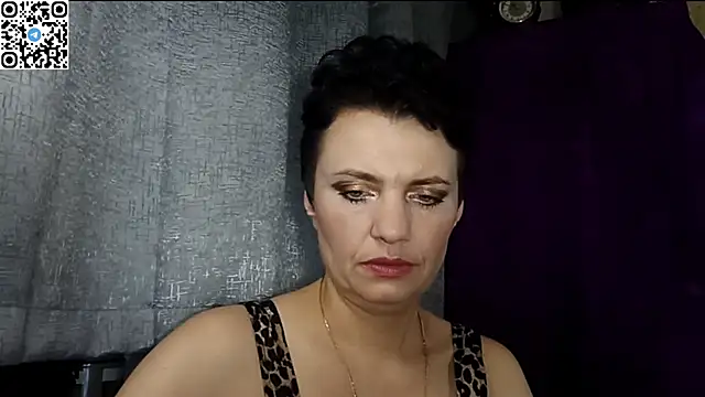 Snapshot of HotMamaQueen234 chatting on 7, 5, 2026 HotMamaQueen234 online show from 7, 5, 2026