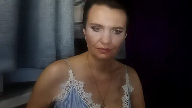 Snapshot of HotMamaQueen234 chatting on 5, 8, 2026 HotMamaQueen234 online show from 5, 8, 2026