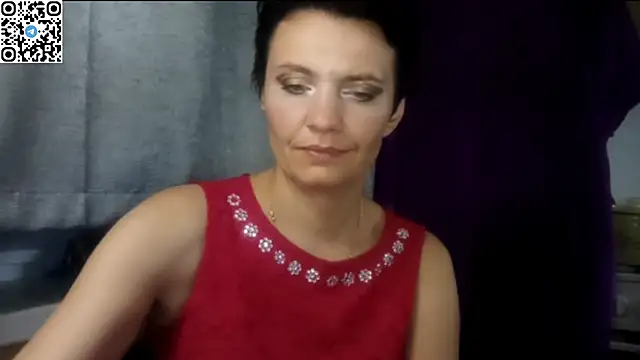 Snapshot of HotMamaQueen234 chatting on 11, 6, 2026 HotMamaQueen234 online show from 11, 6, 2026