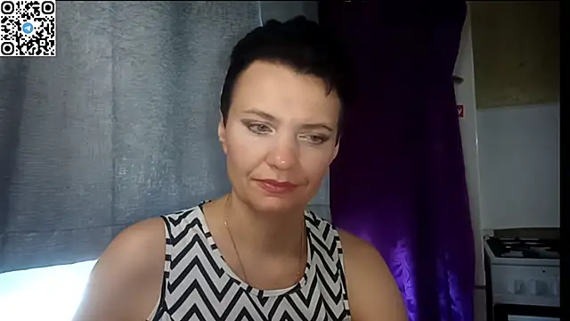 Snapshot of HotMamaQueen234 chatting on 2, 7, 2026 HotMamaQueen234 online show from 2, 7, 2026