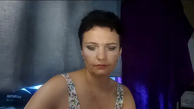 Snapshot of HotMamaQueen234 chatting on 3, 8, 2026 HotMamaQueen234 online show from 3, 8, 2026