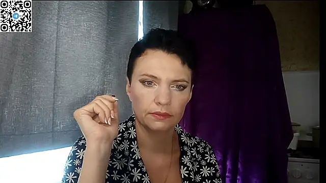 Snapshot of HotMamaQueen234 chatting on 27, 6, 2026 HotMamaQueen234 online show from 27, 6, 2026