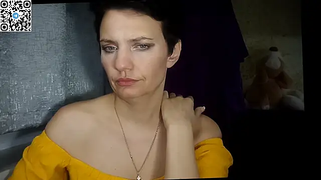 Snapshot of HotMamaQueen234 chatting on 15, 6, 2026 HotMamaQueen234 online show from 15, 6, 2026