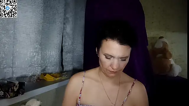 Snapshot of HotMamaQueen234 chatting on 17, 6, 2026 HotMamaQueen234 online show from 17, 6, 2026