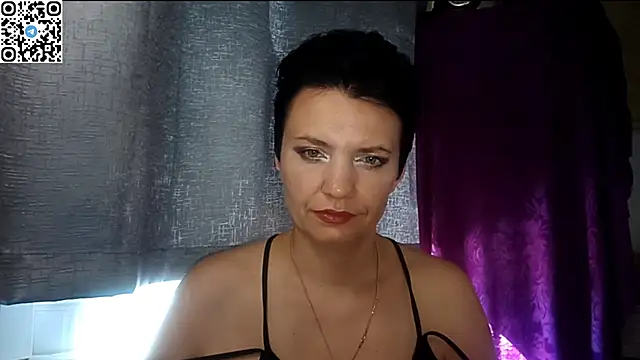 Snapshot of HotMamaQueen234 chatting on 14, 6, 2026 HotMamaQueen234 online show from 14, 6, 2026