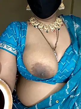 Snapshot of Miss_roohi chatting on 15, 5, 2026 Miss roohi online show from 15, 5, 2026