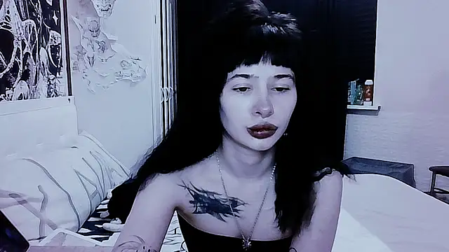 Snapshot of AllisonDeetz chatting on 14, 6, 2026 AllisonDeetz online show from 14, 6, 2026