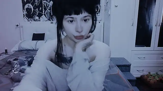 Snapshot of AllisonDeetz chatting on 17, 5, 2026 AllisonDeetz online show from 17, 5, 2026