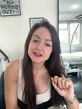 Snapshot of skarletthorne chatting on 24, 3, 2026 skarletthorne online show from 24, 3, 2026