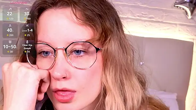 AmelieViolet online show from 3, 6, 2026