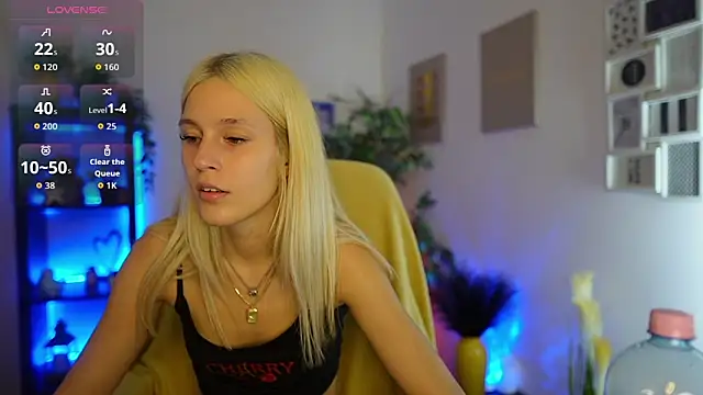 Luna Grace18 online show from 18, 6, 2026