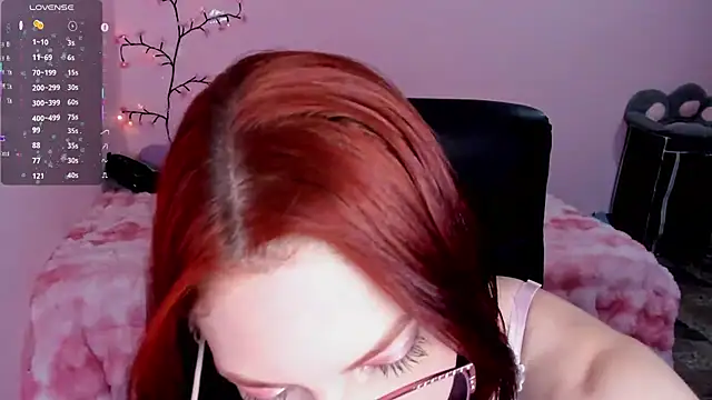 Snapshot of laurita_Olssen27 chatting on 7, 5, 2026 laurita Olssen27 online show from 7, 5, 2026
