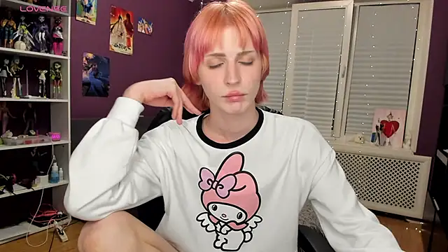 sweet peach    online show from 15, 5, 2026