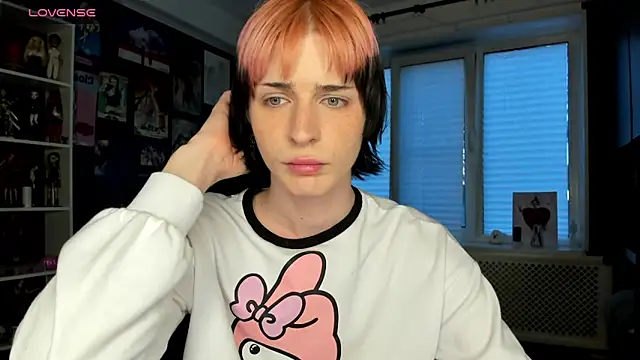 sweet peach    online show from 20, 5, 2026