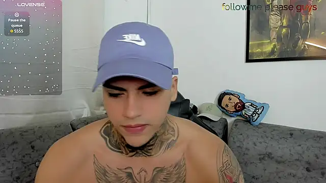 sweetlatinoboy online show from 8, 6, 2026