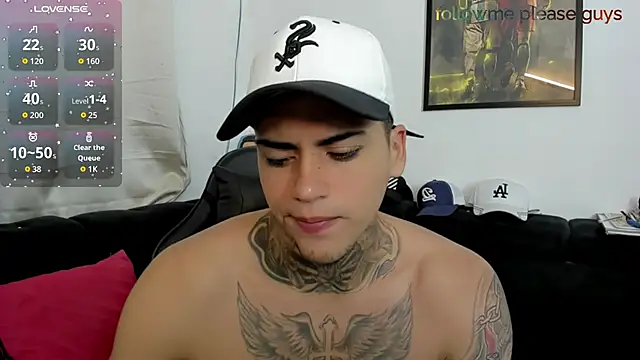 sweetlatinoboy online show from 8, 4, 2026