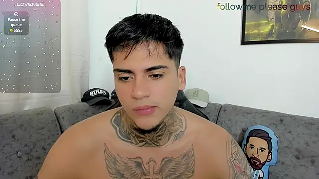 sweetlatinoboy online show from 4, 7, 2026