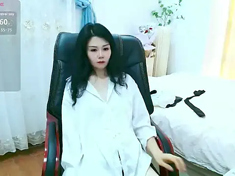 LILI956 online show from 10, 4, 2026