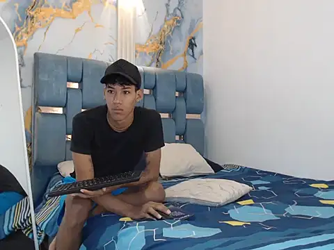 SEXY BIG COCK online show from 26, 3, 2026
