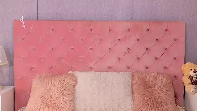 MilaLick online show from 10, 4, 2026