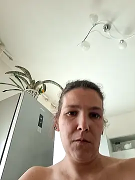 DeaEvy online show from 15, 4, 2026