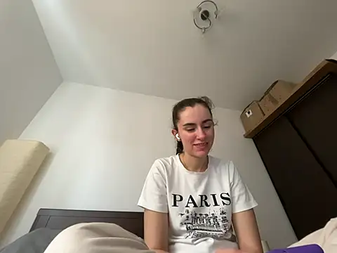 Snapshot of starlight_mo chatting on 27, 3, 2026 starlight mo online show from 27, 3, 2026