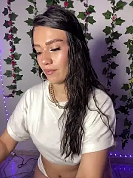 chloe evans0 online show from 4, 6, 2026