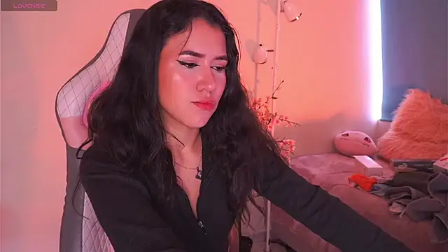 Megan Starling online show from 7, 4, 2026