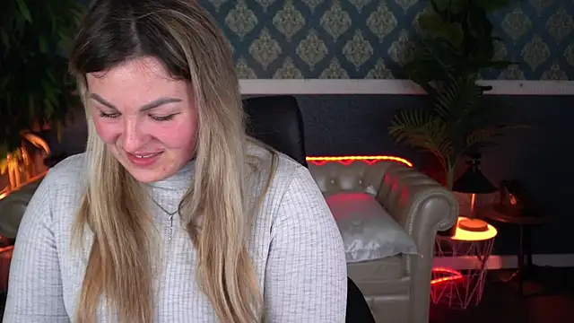 AlissyaGrayy online show from 9, 4, 2026