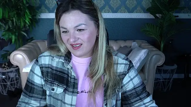 AlissyaGrayy online show from 21, 4, 2026