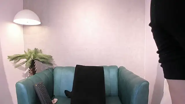 Samantha  Firee online show from 4, 5, 2026
