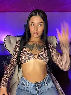 Snapshot of Shalom_pink18 chatting on 22, 5, 2026 Shalom pink18 online show from 22, 5, 2026