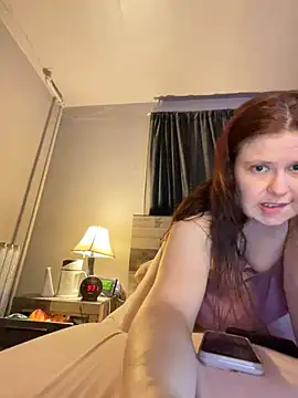 JulieetteLatte online show from 4, 5, 2026