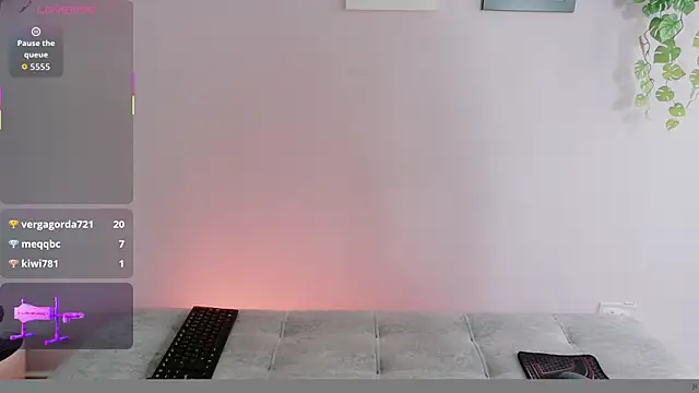 Snapshot of Zara_Fire chatting on 31, 5, 2026 Zara Fire online show from 31, 5, 2026