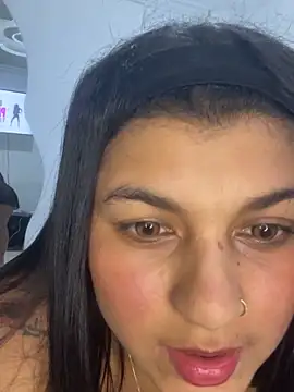 Snapshot of Mia_rouseee chatting on 25, 3, 2026 Mia rouseee online show from 25, 3, 2026