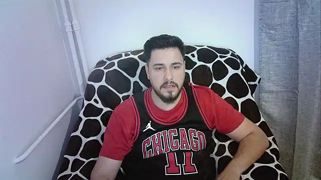 Snapshot of Gianiboy99 chatting on 11, 5, 2026 Gianiboy99 online show from 11, 5, 2026