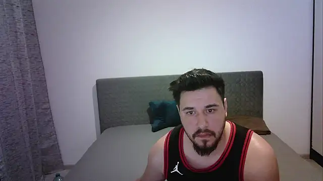 Snapshot of Gianiboy99 chatting on 28, 4, 2026 Gianiboy99 online show from 28, 4, 2026