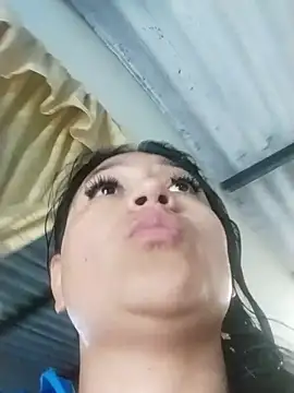 LatinSquirtBaby online show from 15, 5, 2026