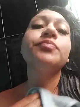 LatinSquirtBaby online show from 13, 5, 2026