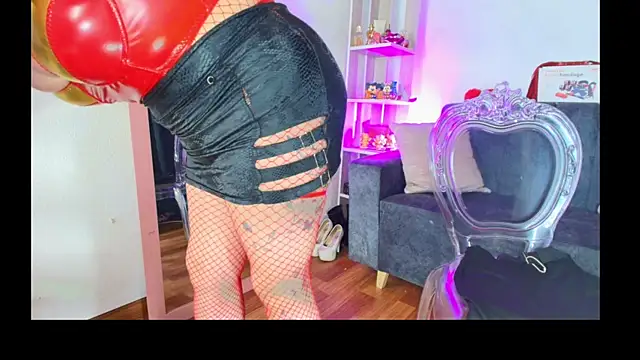 Zully Green online show from 6, 8, 2026